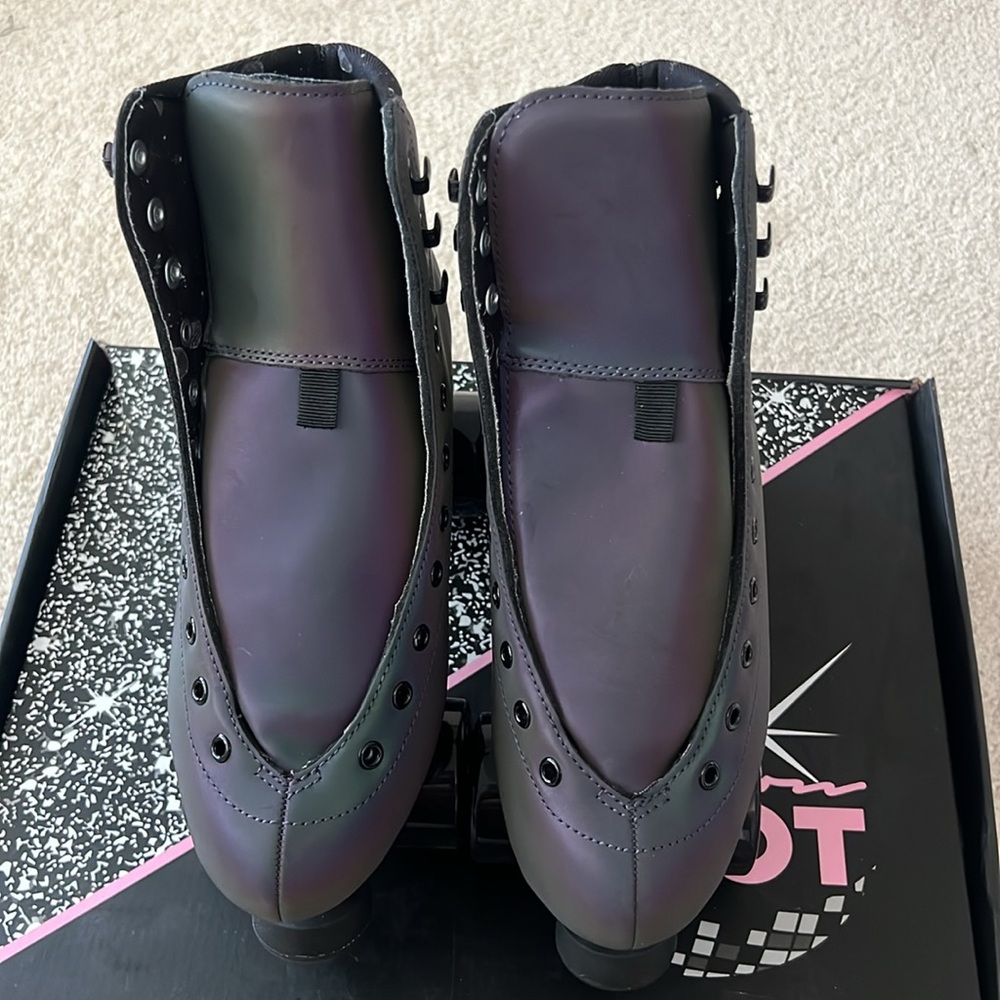 Moonlight Roller The Moon Boot Safety Dance Roller Skates New w Box US 7 (Men’s) - Picture 12 of 16